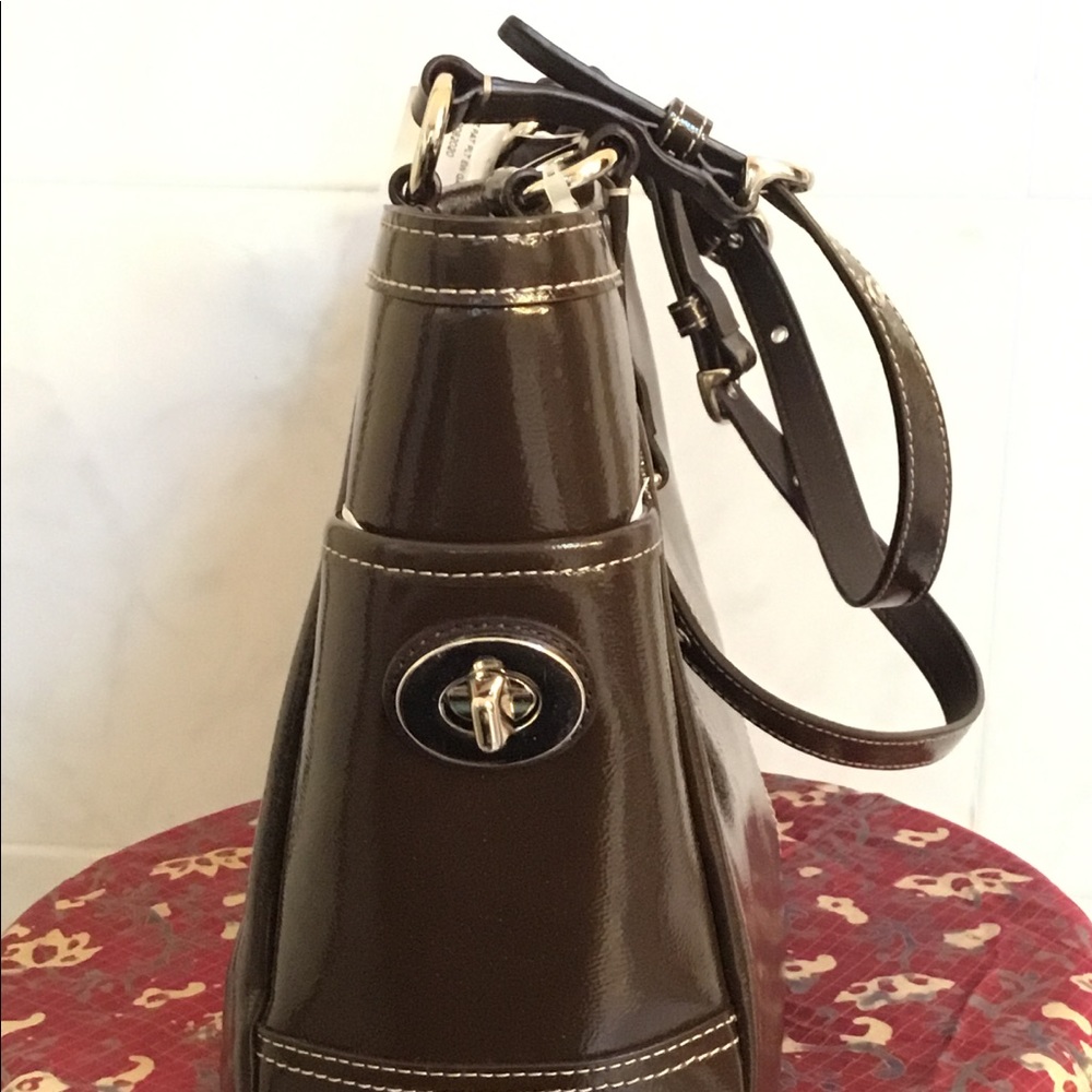 NEW Coach Brown shoulder bag